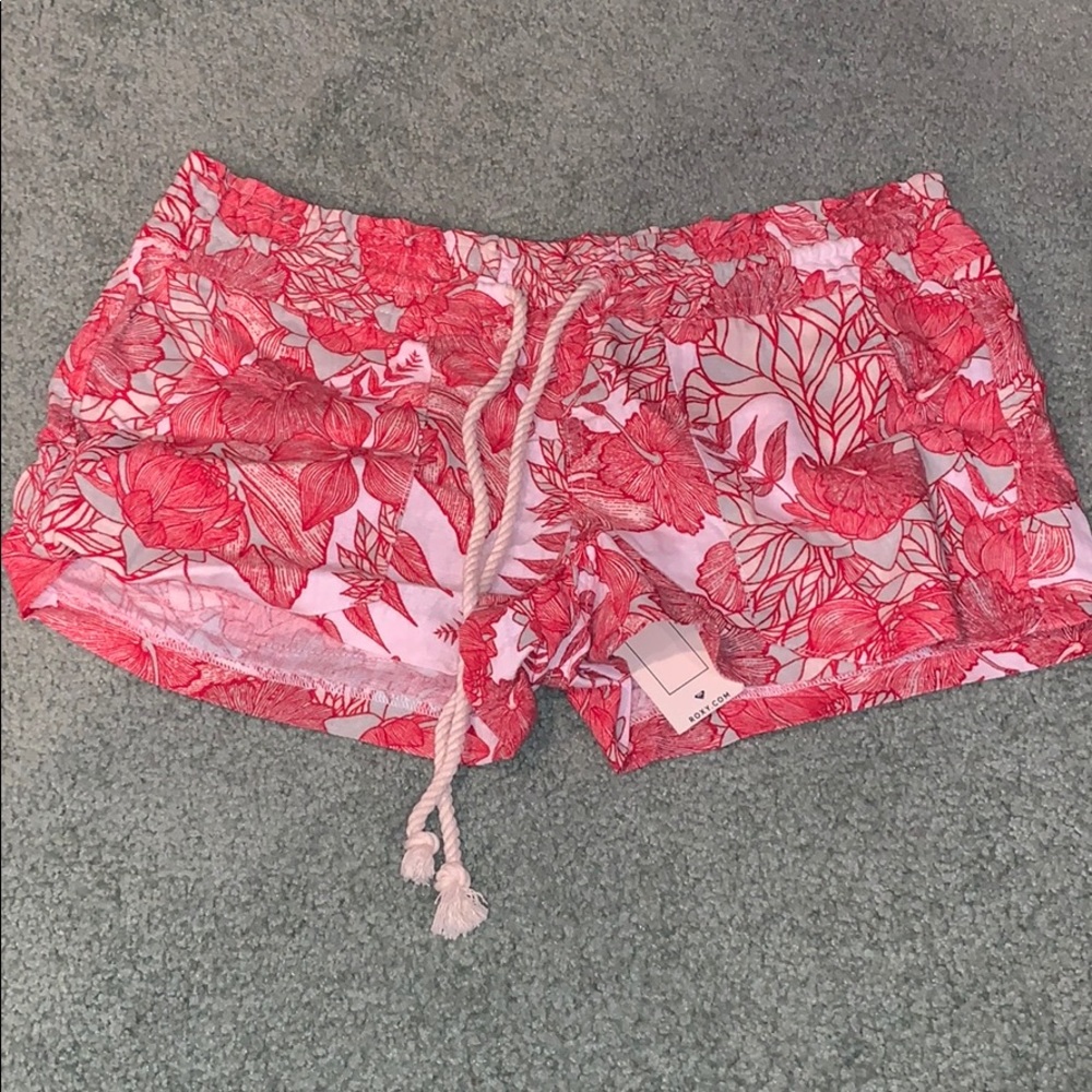 Roxy shorts!